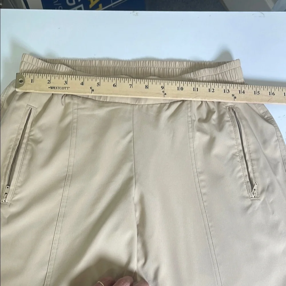 Old Navy Cream Joggers with Tapered Leg Design - Picture 5 of 7